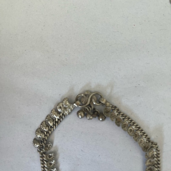 Silver Ankle Bracelets, a pair, loop closure with bells - Picture 7 of 7